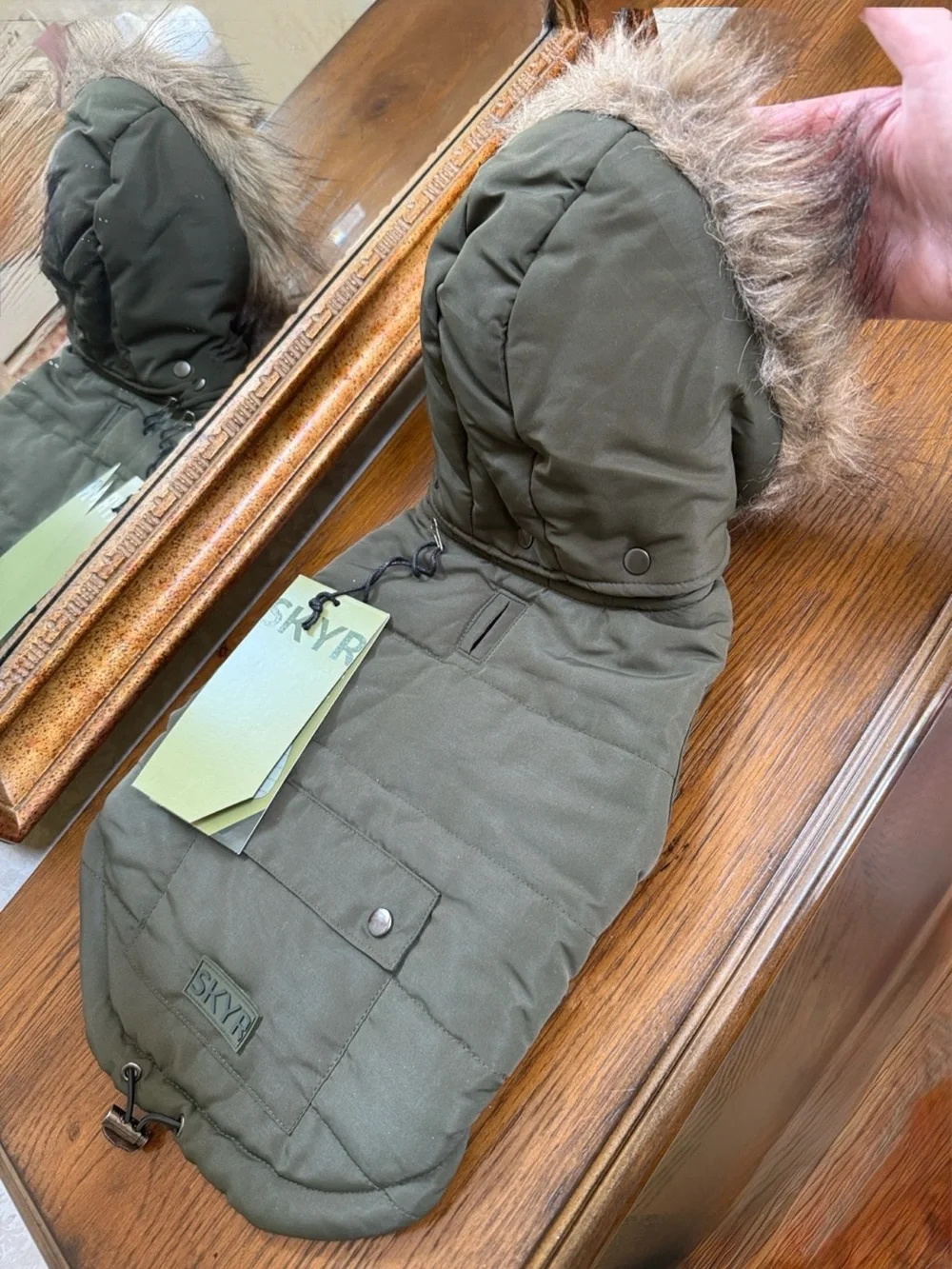 Sky Olive Green Quilted Dog Puffer Coat with removeable Faux Fur Hood. Size S.